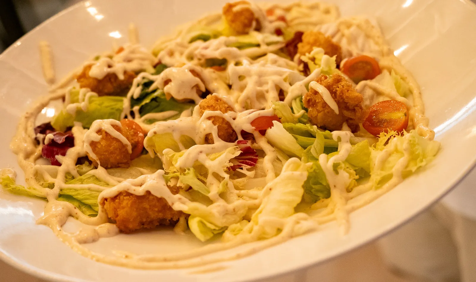 Ensalada crujiente con pollo